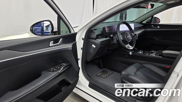 Kia K5 2026 — photo 10