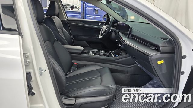 Kia K5 2026 — photo 11