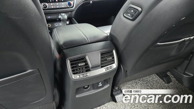 KG Mobility Rexton 2020 — photo 31