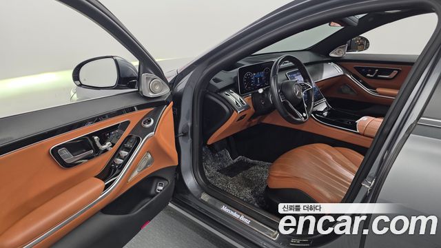 Mercedes-Benz S-Class 2021 — photo 13
