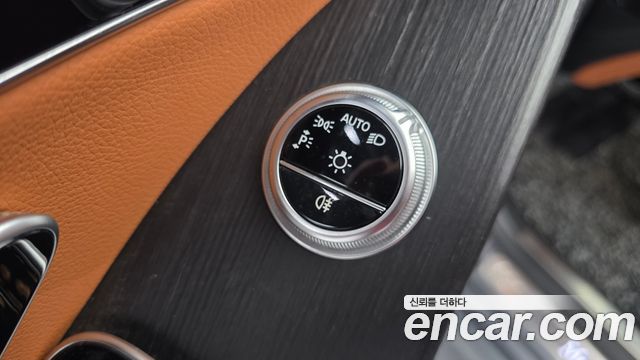 Mercedes-Benz S-Class 2021 — photo 27