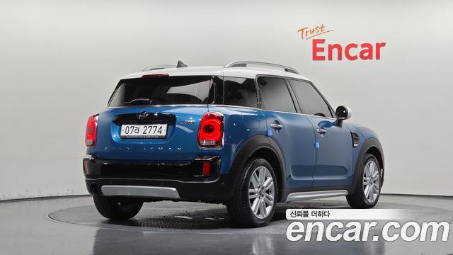 Mini Countryman 2018 — photo 2