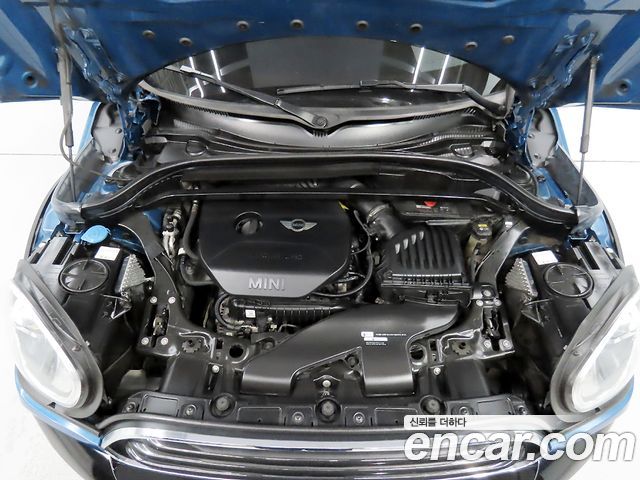 Mini Countryman 2018 — photo 6