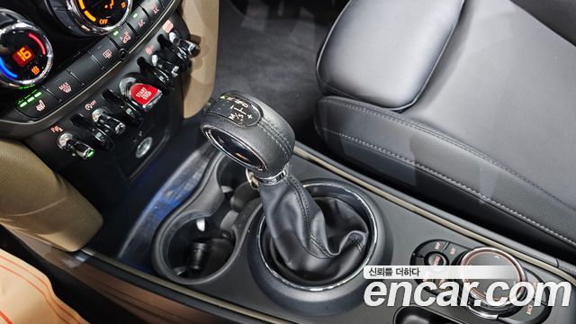 Mini Countryman 2018 — photo 12