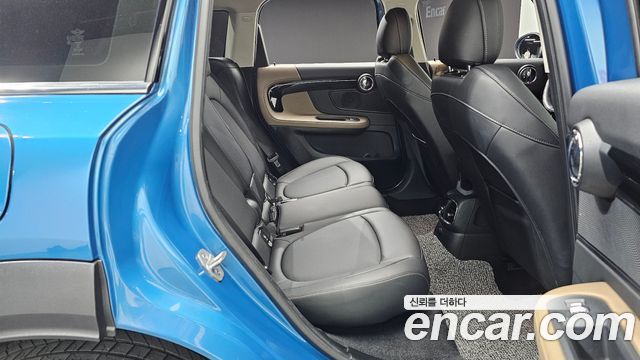 Mini Countryman 2018 — photo 18