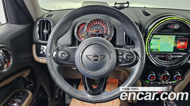 Mini Countryman 2018 — photo 19