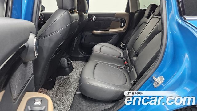 Mini Countryman 2018 — photo 16