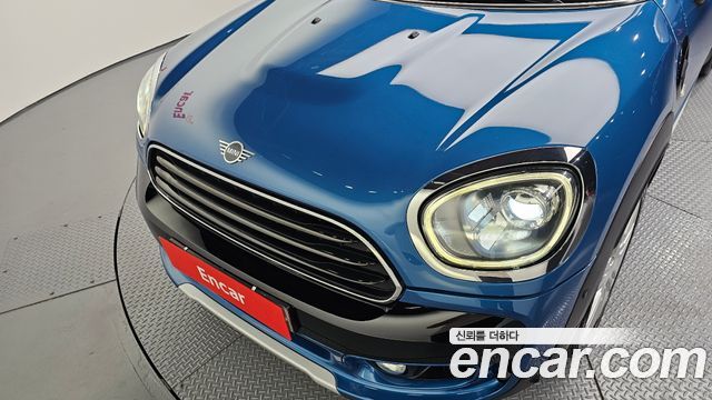 Mini Countryman 2018 — photo 31