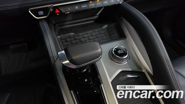 Renault Korea Grand Koleos 2025 — photo 12