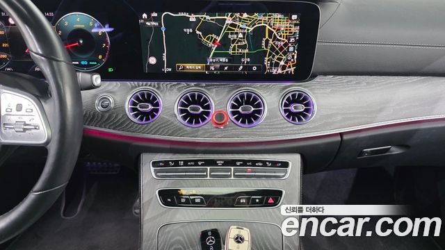Mercedes-Benz CLS-Class 2021 — photo 14