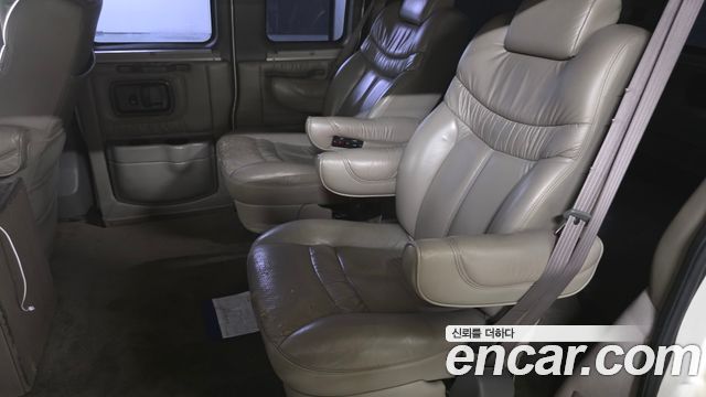 Chevrolet Express Van 2006 — photo 12