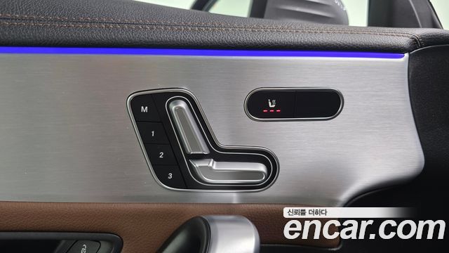 Mercedes-Benz CLA-Class 2021 — photo 25