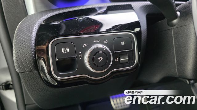 Mercedes-Benz CLA-Class 2021 — photo 26