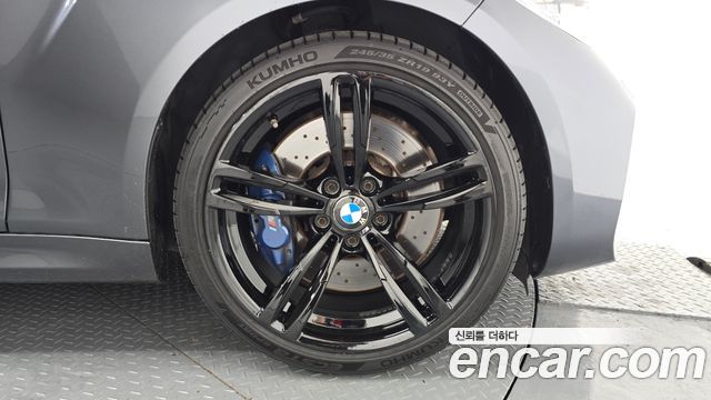 BMW M2 2017 — photo 7