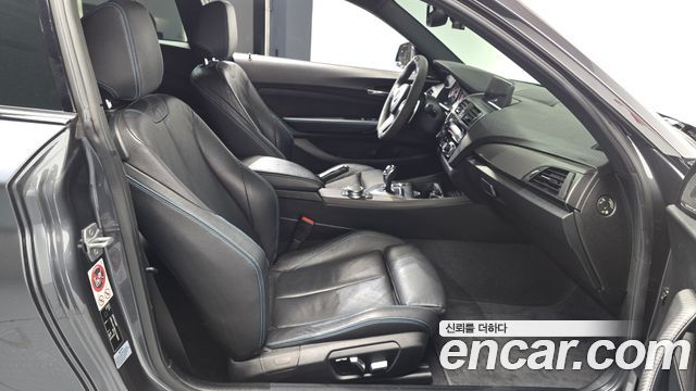 BMW M2 2017 — photo 16