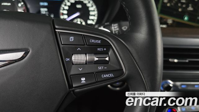 Genesis G90 2021 — photo 28