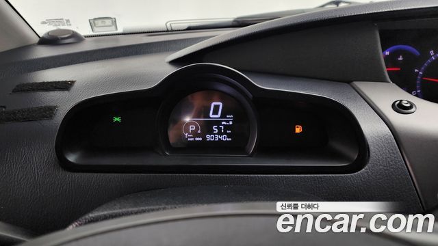 KG Mobility KORANDO 2016 — photo 11