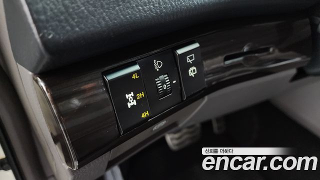 KG Mobility KORANDO 2016 — photo 28