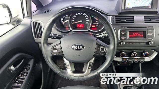 Kia pride 2017 — photo 19
