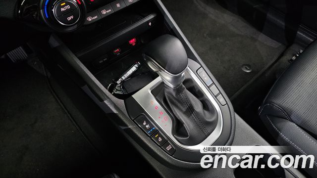 Kia K3 2022 — photo 12