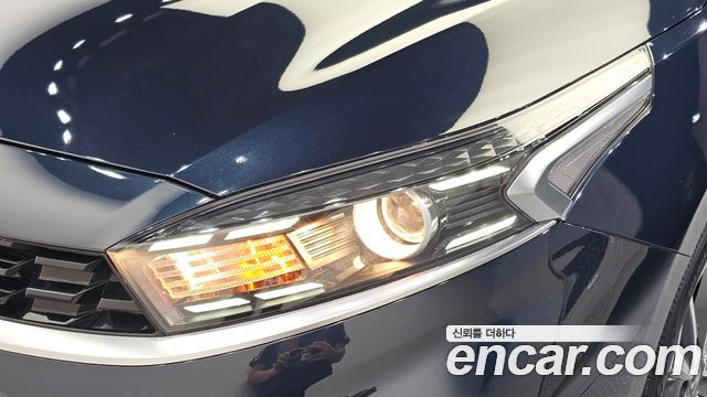 Kia K3 2022 — photo 8