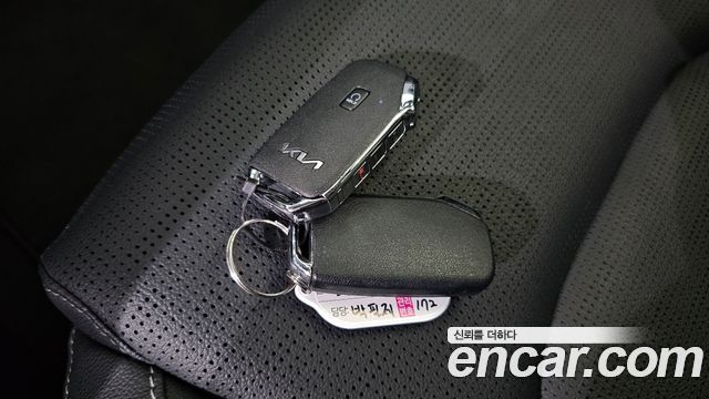 Kia K3 2022 — photo 27