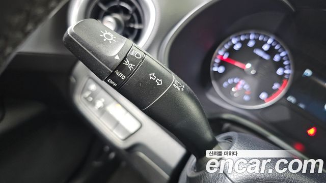 Kia K3 2022 — photo 28