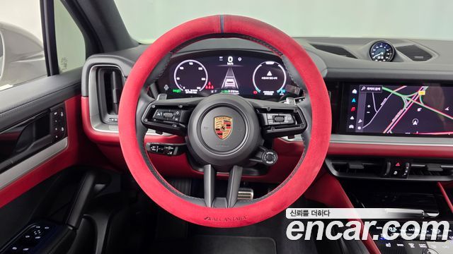 Porsche Cayenne 2025 — photo 19