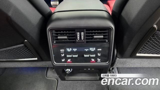 Porsche Cayenne 2025 — photo 24