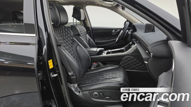 Genesis GV80 2020 — photo 11
