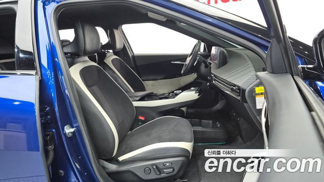 Kia EV6 2022 — photo 11