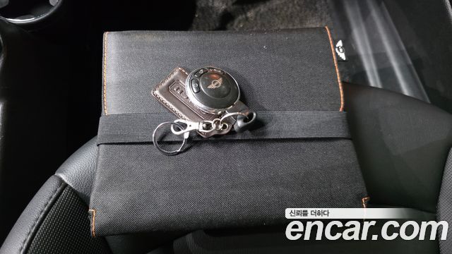 Mini Coupe 2012 — photo 18