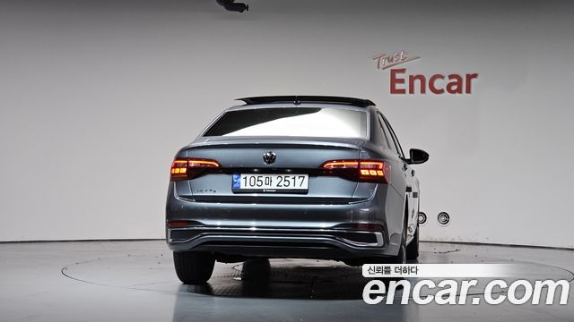 Volkswagen Jetta 2023 — photo 4