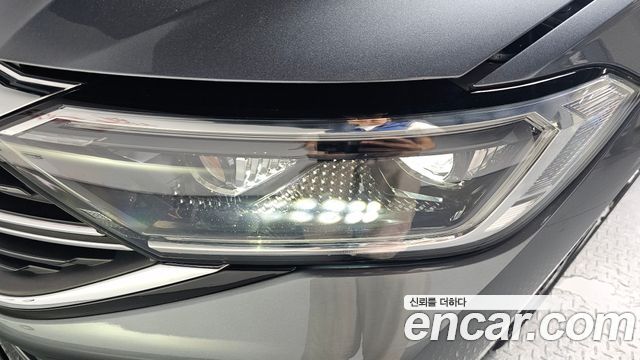 Volkswagen Jetta 2023 — photo 8