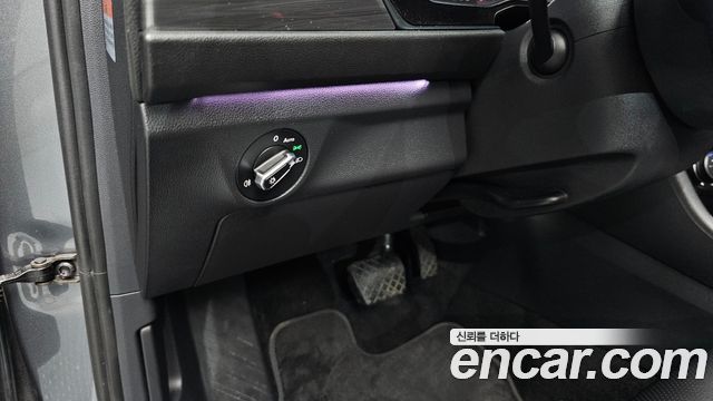 Volkswagen Jetta 2023 — photo 29