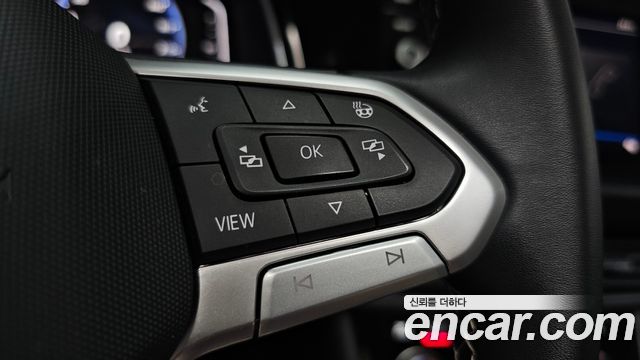 Volkswagen Jetta 2023 — photo 32