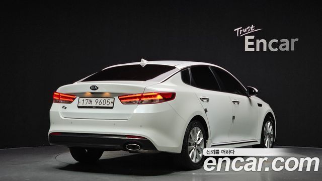 Kia K5 2018 — photo 2