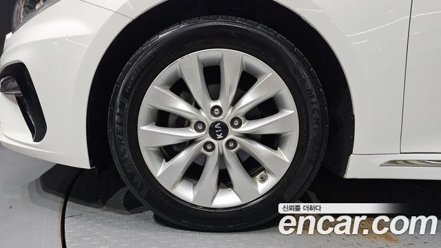 Kia K5 2018 — photo 5