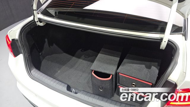 Kia K5 2018 — photo 20