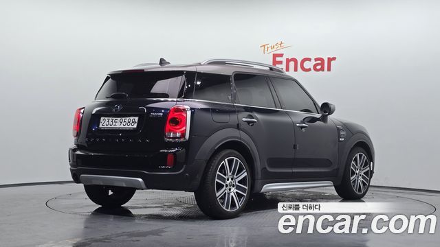 Mini Countryman 2020 — photo 2