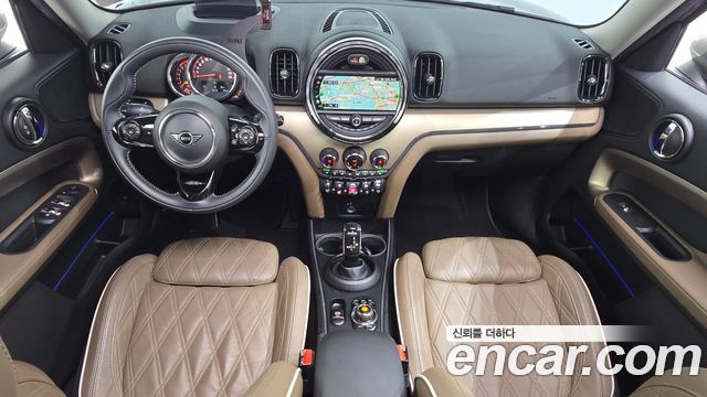 Mini Countryman 2020 — photo 10