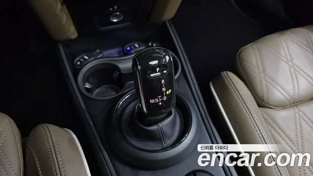 Mini Countryman 2020 — photo 12
