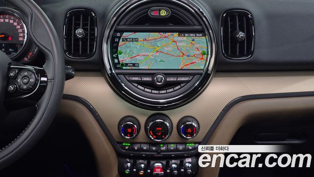 Mini Countryman 2020 — photo 21