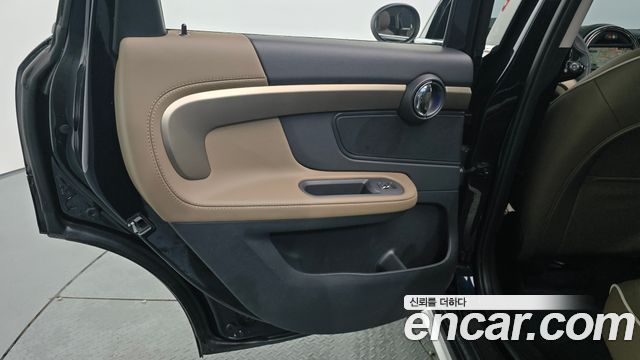 Mini Countryman 2020 — photo 15