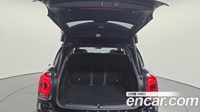 Mini Countryman 2020 — photo 27