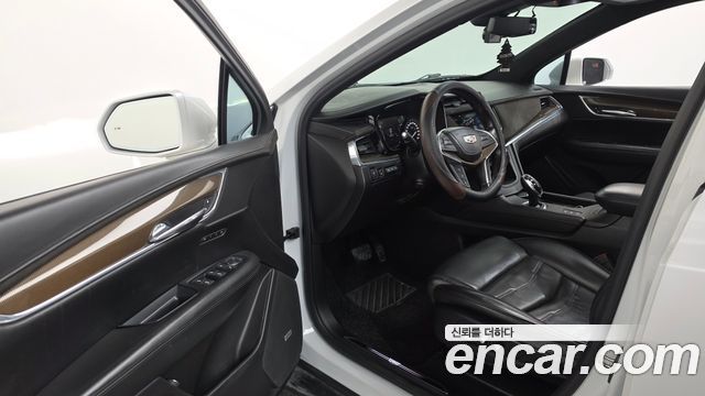 Cadillac XT5 2018 — photo 10