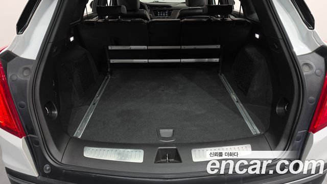 Cadillac XT5 2018 — photo 20