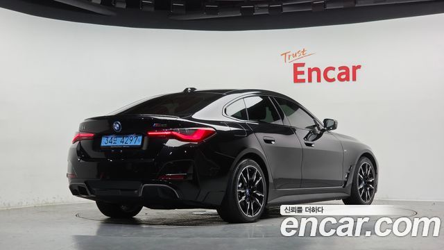 BMW i4 2024 — photo 2