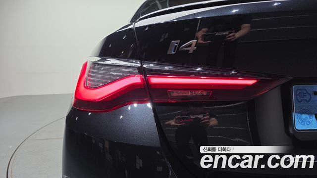 BMW i4 2024 — photo 9