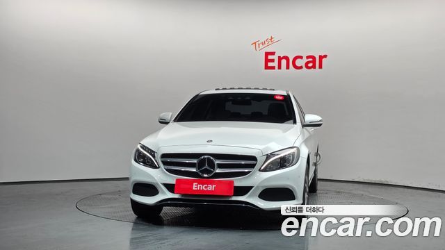 Mercedes-Benz C-Class 2018 — photo 3